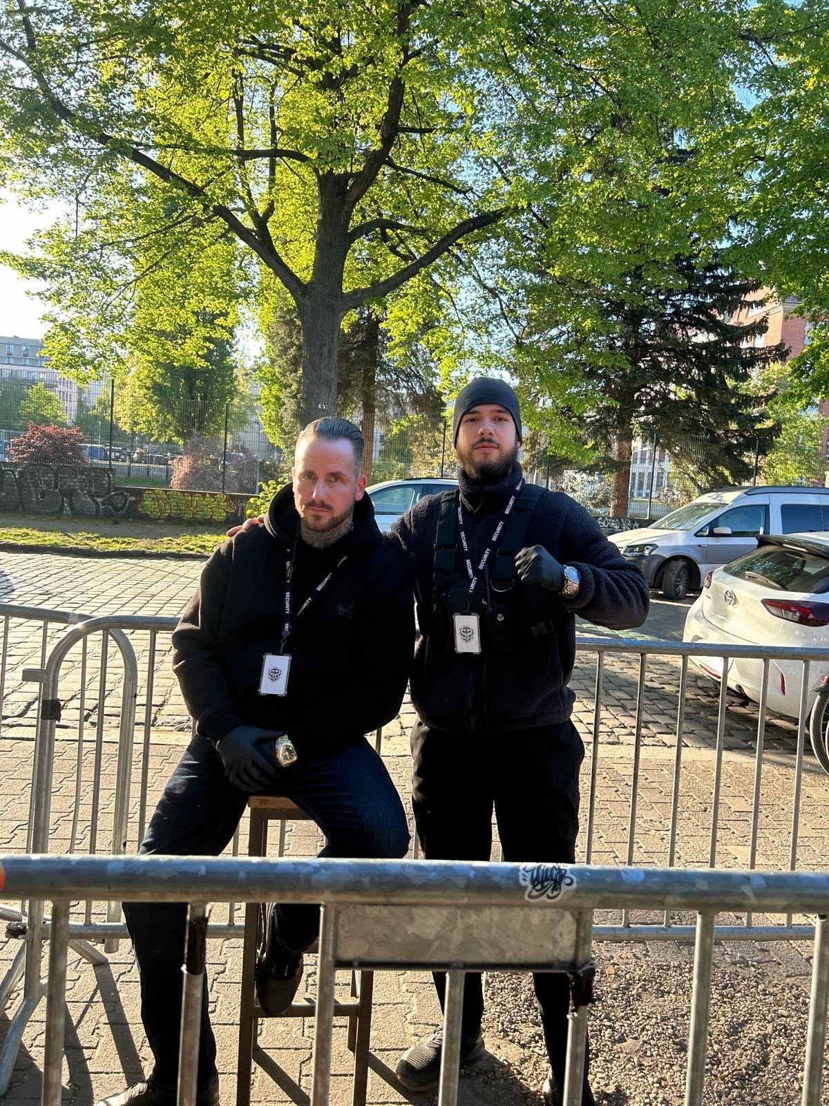 S&S Einlasskontrolle am Absperrgitter
